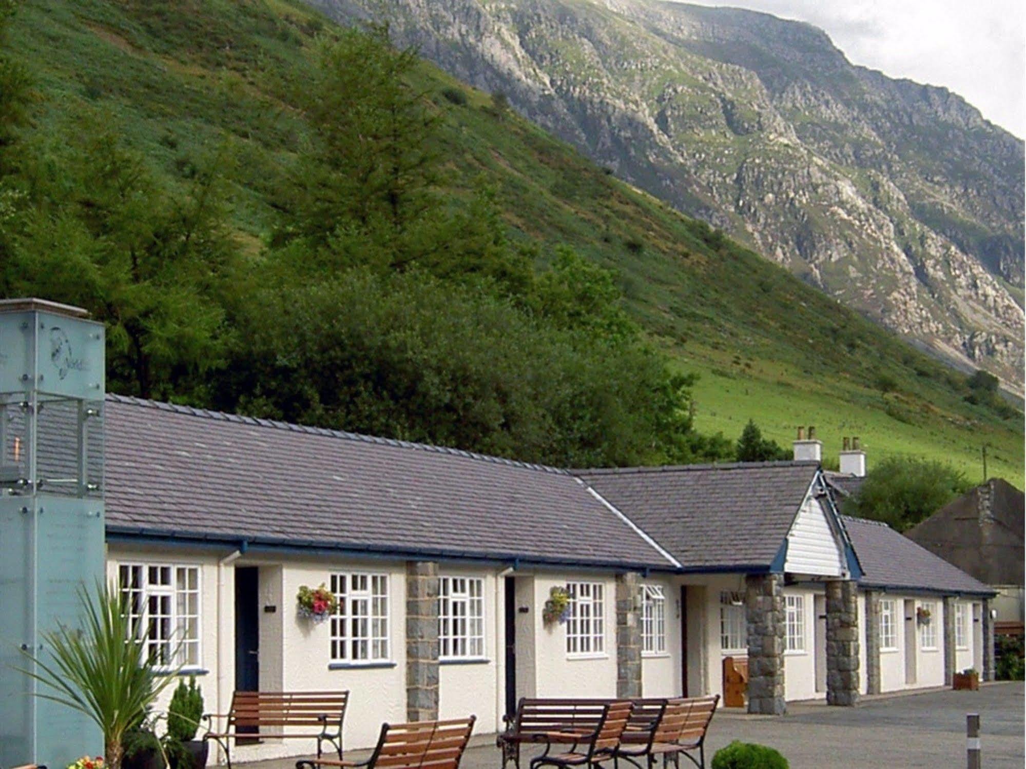Snowdonia Mountain *